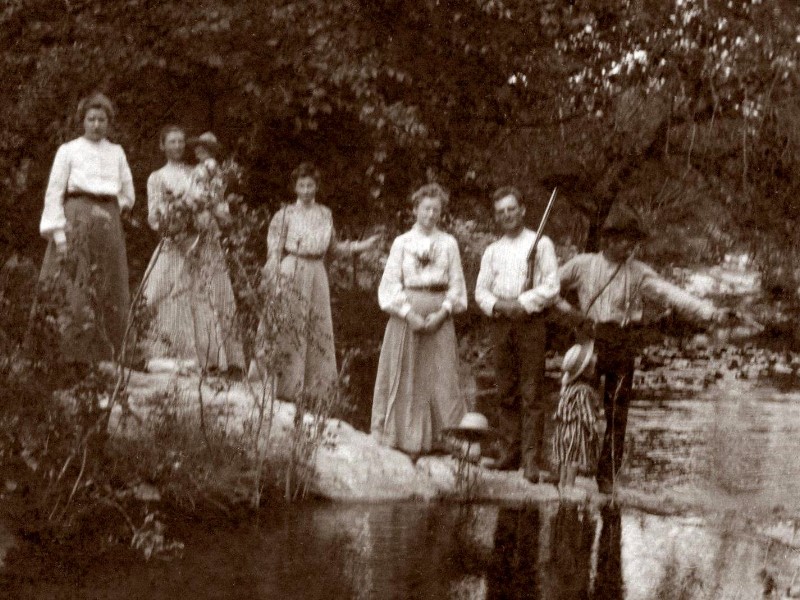 Pedernales Picnickers, c. 1905 01 Pedernales Picnickers, c. 1905 01
